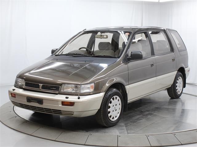 1992 Mitsubishi Chariot (CC-1749701) for sale in Christiansburg, Virginia