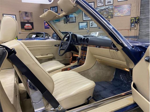 1985 Mercedes-Benz SL500 (CC-1751670) for sale in Huntington Station, New York