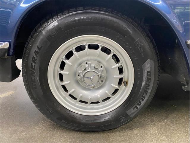 1985 Mercedes-Benz SL500 (CC-1751670) for sale in Huntington Station, New York