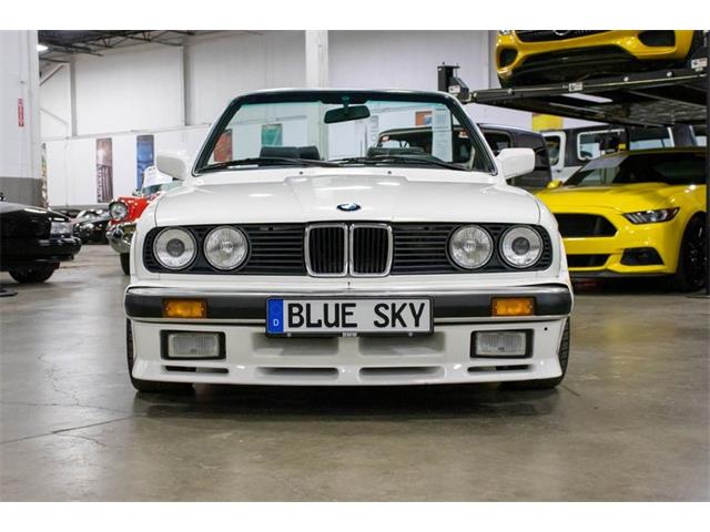 E36 BMW M3 on Cars and Bids Could Sell Sky High
