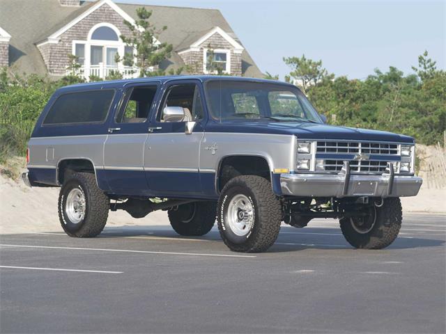 1988 Chevrolet Suburban (CC-1750331) for sale in Hyannis, Massachusetts