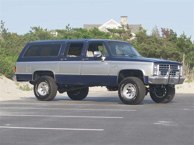 1988 Chevrolet Suburban (CC-1750331) for sale in Hyannis, Massachusetts
