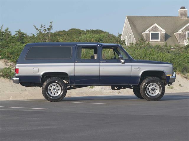 1988 Chevrolet Suburban (CC-1750331) for sale in Hyannis, Massachusetts
