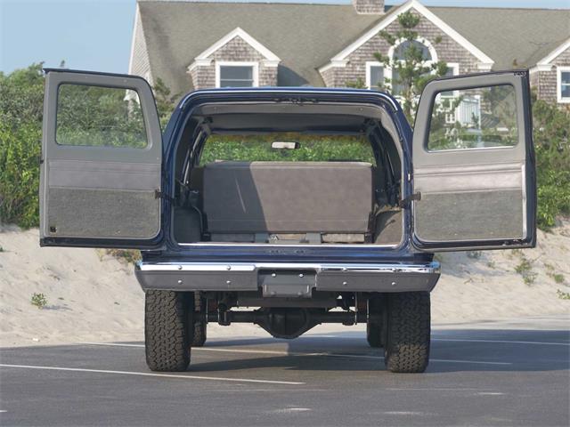 1988 Chevrolet Suburban (CC-1750331) for sale in Hyannis, Massachusetts