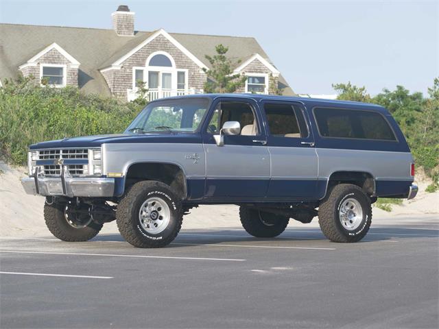 1988 Chevrolet Suburban (CC-1750331) for sale in Hyannis, Massachusetts