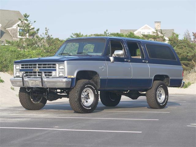 1988 Chevrolet Suburban (CC-1750331) for sale in Hyannis, Massachusetts