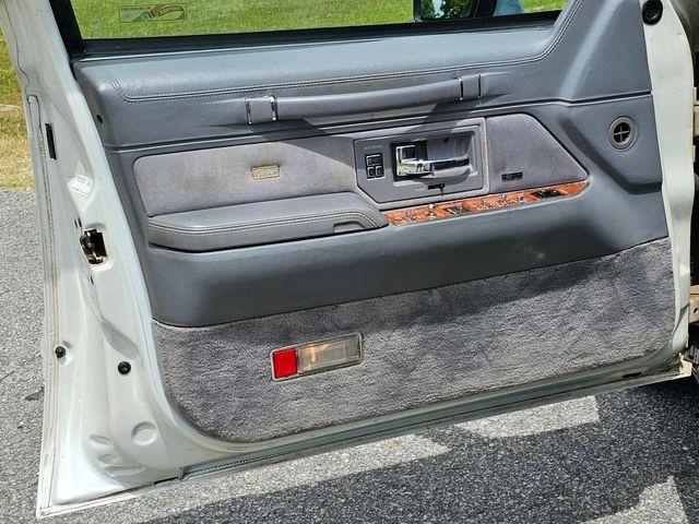 1994 Lincoln Town Car (CC-1753568) for sale in Hope Mills, North Carolina