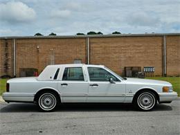 1994 Lincoln Town Car (CC-1753568) for sale in Hope Mills, North Carolina