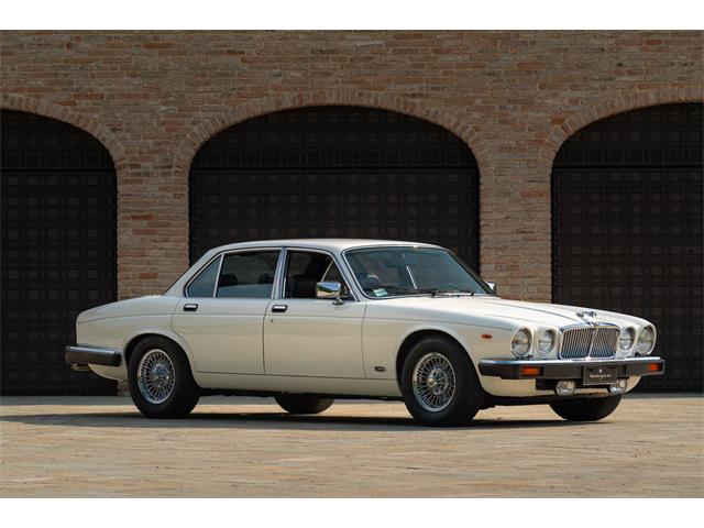 1982 Jaguar XJ6 for Sale | ClassicCars.com | CC-1754568