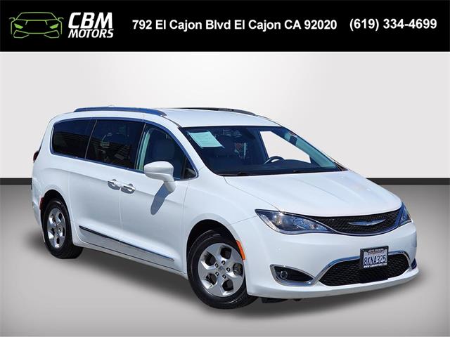 2017 Chrysler Pacifica (CC-1754726) for sale in El Cajon, California