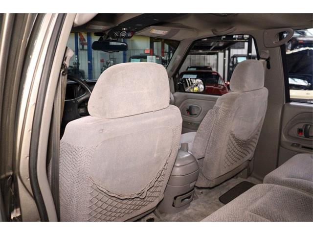 1998 GMC Suburban (CC-1756339) for sale in Kentwood, Michigan