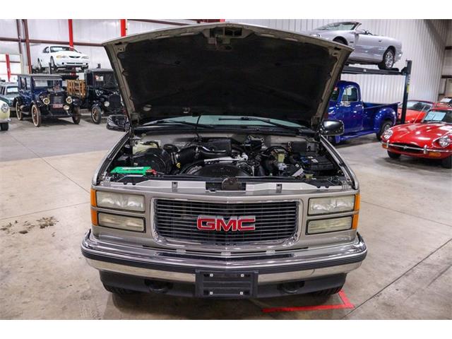 1998 GMC Suburban (CC-1756339) for sale in Kentwood, Michigan