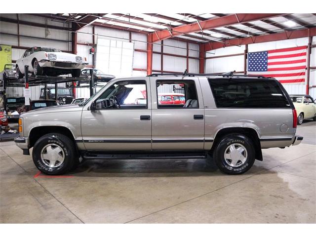 1998 GMC Suburban (CC-1756339) for sale in Kentwood, Michigan
