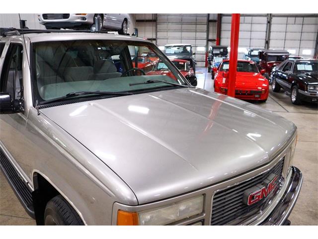 1998 GMC Suburban (CC-1756339) for sale in Kentwood, Michigan