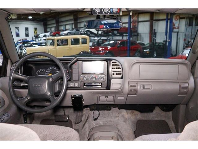 1998 GMC Suburban (CC-1756339) for sale in Kentwood, Michigan