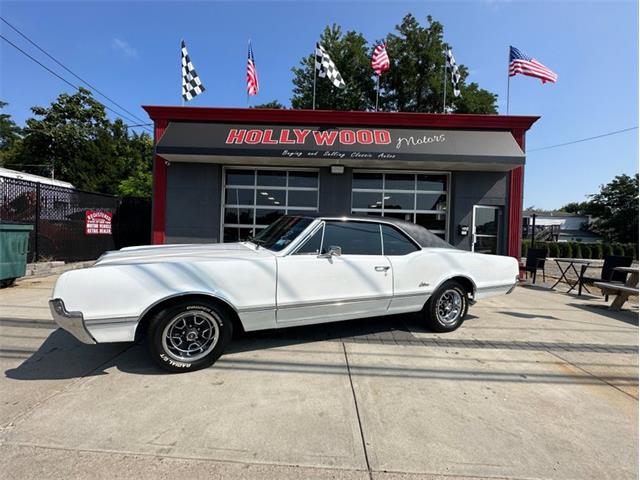 1966 Oldsmobile Cutlass (CC-1756843) for sale in West Babylon, New York