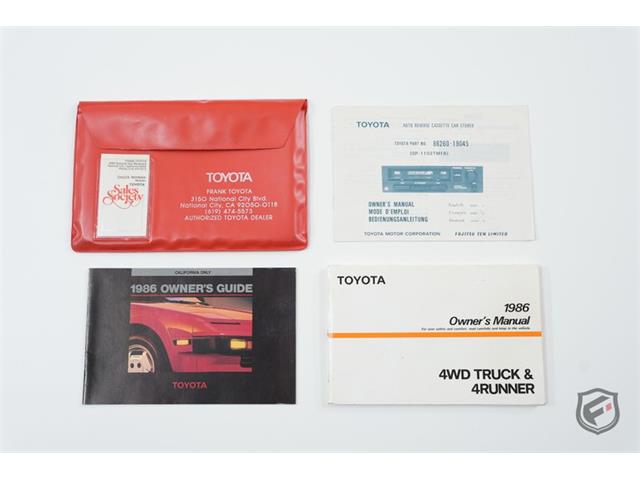 thumbnail image 2 of 1986 Toyota Truck Owners Manual - User Guide & Operator Reference Book - Bishko Publishing 2 of 3