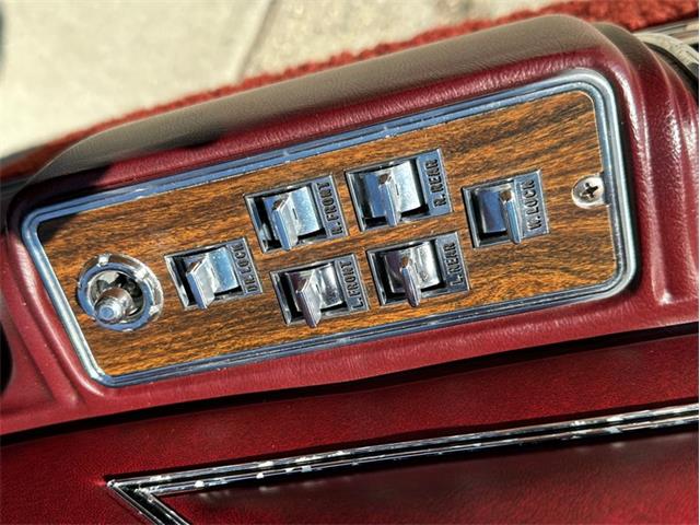 1975 Chrysler Imperial (CC-1757119) for sale in West Babylon, New York