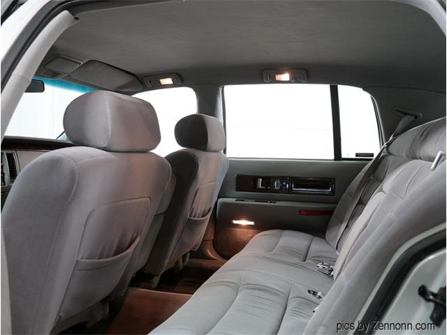 1993 Cadillac Fleetwood (CC-1758231) for sale in Addison, Illinois
