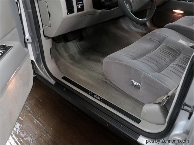 1993 Cadillac Fleetwood (CC-1758231) for sale in Addison, Illinois