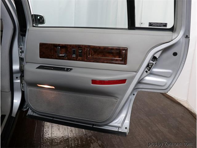 1993 Cadillac Fleetwood (CC-1758231) for sale in Addison, Illinois