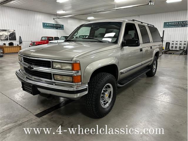 1999 Chevrolet Suburban (CC-1759091) for sale in Holland , Michigan