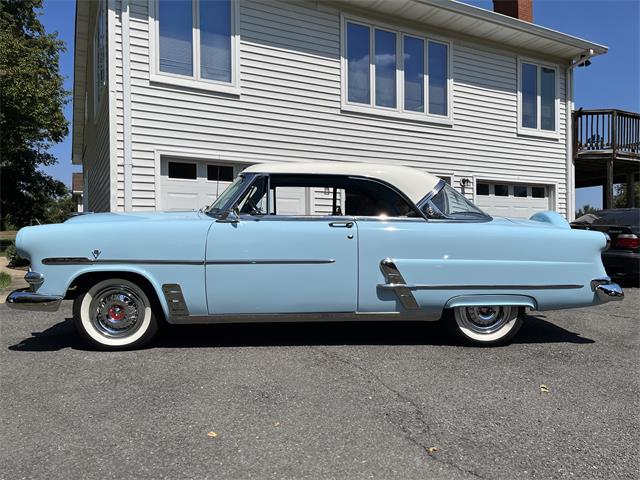 1953 Ford Crestline Victoria (CC-1762248) for sale in Catharpin, Virginia