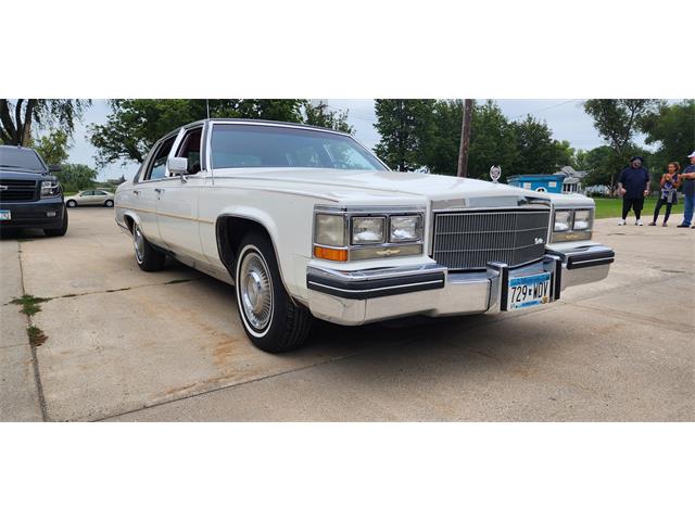 1983 Cadillac Fleetwood Brougham (CC-1762364) for sale in Belle Plaine, Minnesota, Minnesota
