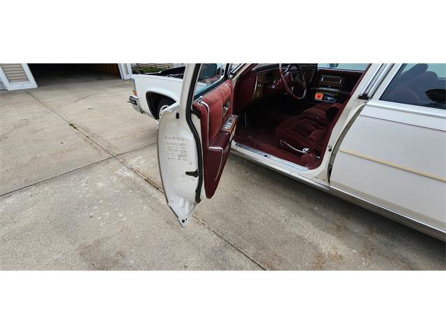 1983 Cadillac Fleetwood Brougham (CC-1762364) for sale in Belle Plaine, Minnesota, Minnesota