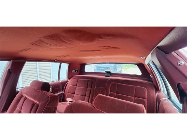 1983 Cadillac Fleetwood Brougham (CC-1762364) for sale in Belle Plaine, Minnesota, Minnesota