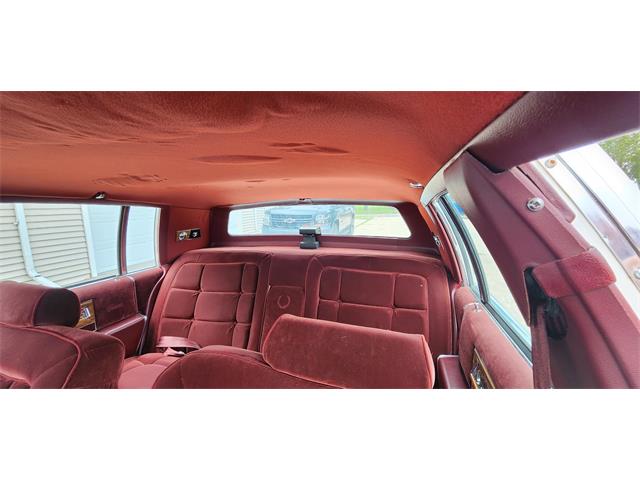 1983 Cadillac Fleetwood Brougham (CC-1762364) for sale in Belle Plaine, Minnesota, Minnesota