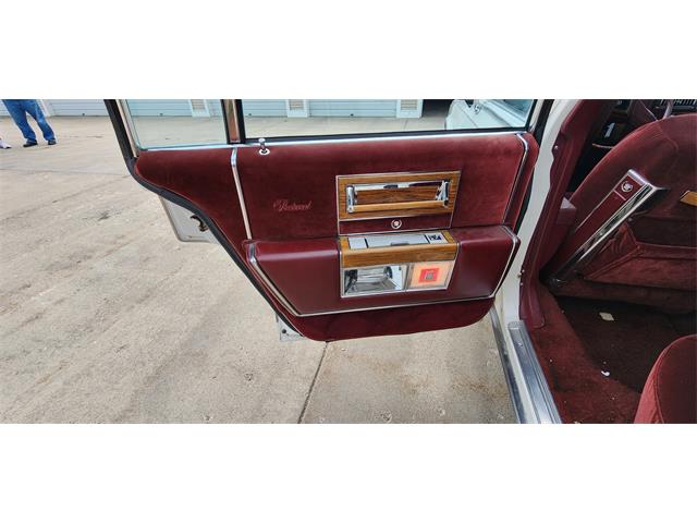 1983 Cadillac Fleetwood Brougham (CC-1762364) for sale in Belle Plaine, Minnesota, Minnesota