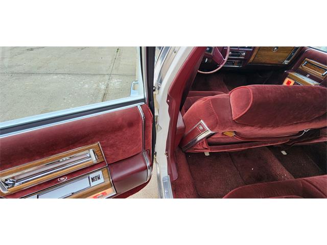 1983 Cadillac Fleetwood Brougham (CC-1762364) for sale in Belle Plaine, Minnesota, Minnesota