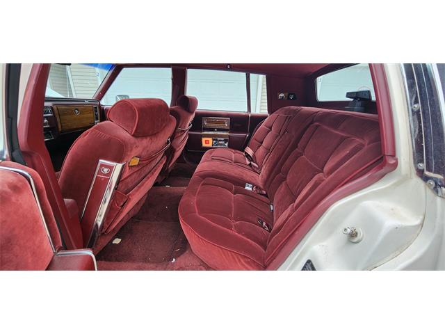1983 Cadillac Fleetwood Brougham (CC-1762364) for sale in Belle Plaine, Minnesota, Minnesota