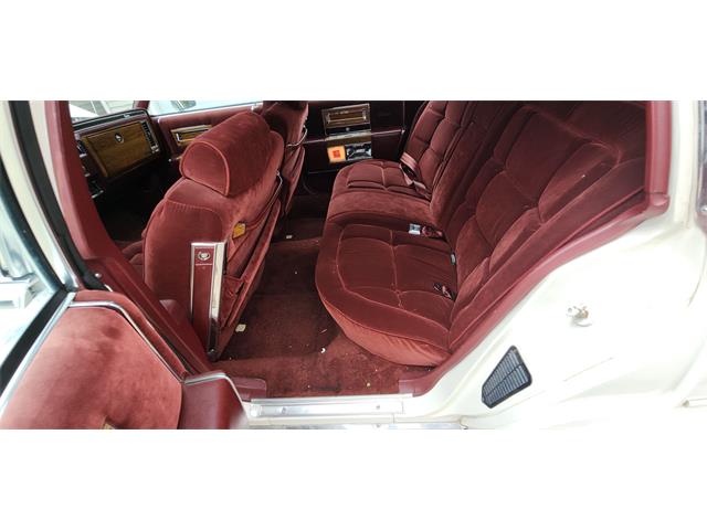 1983 Cadillac Fleetwood Brougham (CC-1762364) for sale in Belle Plaine, Minnesota, Minnesota