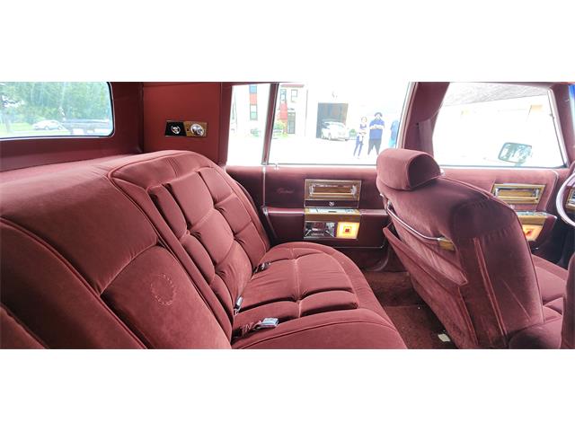 1983 Cadillac Fleetwood Brougham (CC-1762364) for sale in Belle Plaine, Minnesota, Minnesota