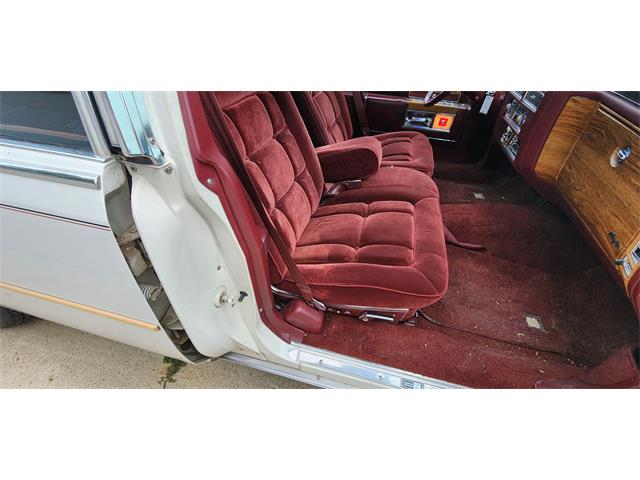 1983 Cadillac Fleetwood Brougham (CC-1762364) for sale in Belle Plaine, Minnesota, Minnesota