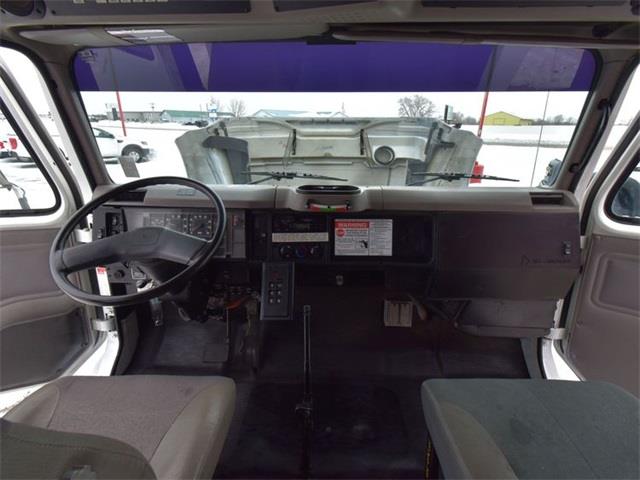 2002 International 4700 (CC-1762753) for sale in Saint Cloud, Minnesota