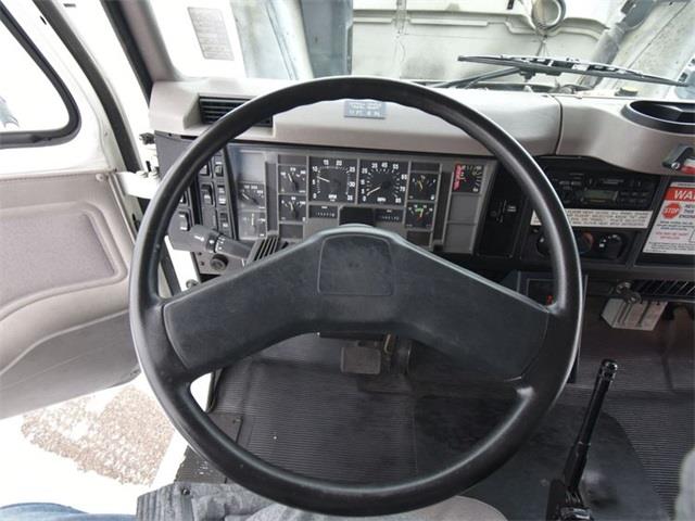 2002 International 4700 (CC-1762753) for sale in Saint Cloud, Minnesota
