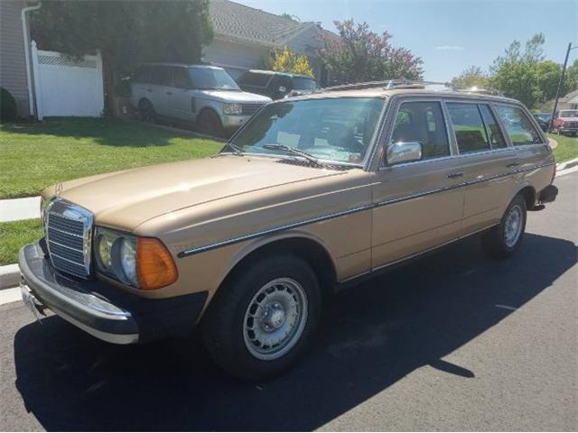 1984 Mercedes-Benz 300TD (CC-1763672) for sale in Cadillac, Michigan