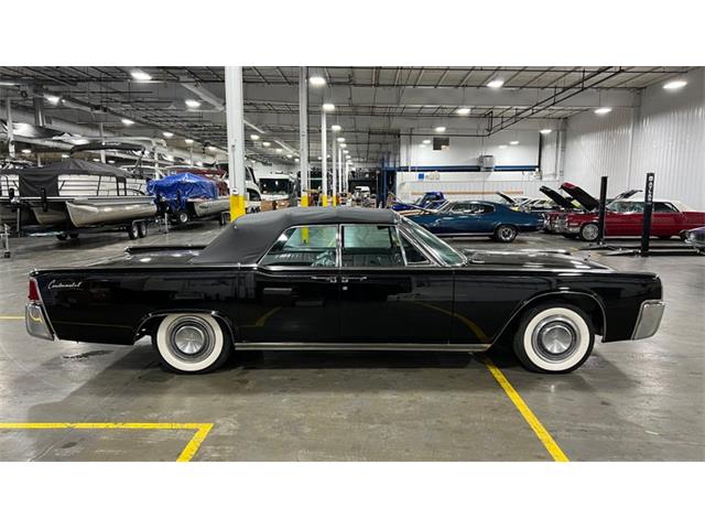 1961 Lincoln Continental (CC-1765629) for sale in Richmond, Illinois