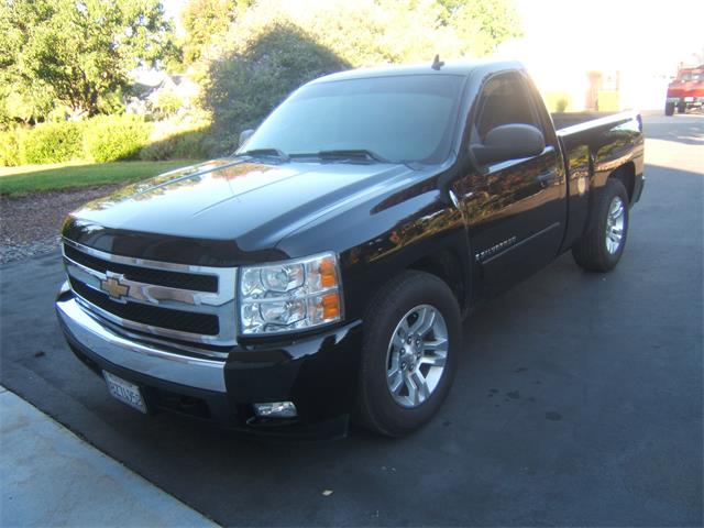 thumbnail image 2 of Trims Express USA Made Stainless Steel Body Side Molding For 2007-2013 Chevy Silverado Regular Cab Short Bed (6PC) 2 of 5