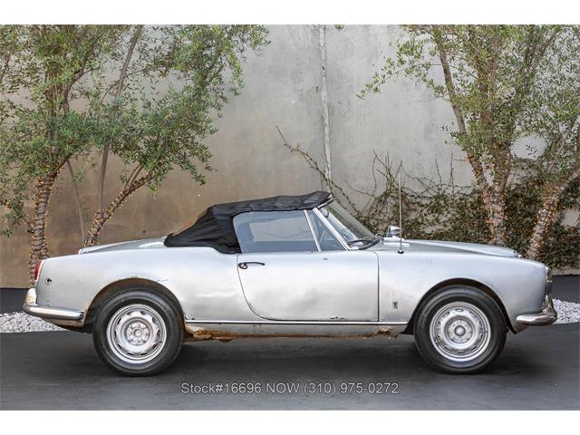 1963 Alfa Romeo Giulietta Spider (CC-1767326) for sale in Beverly Hills, California
