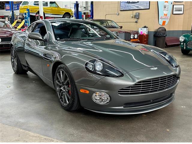 2005 Aston Martin Vanquish (CC-1767552) for sale in Huntington Station, New York