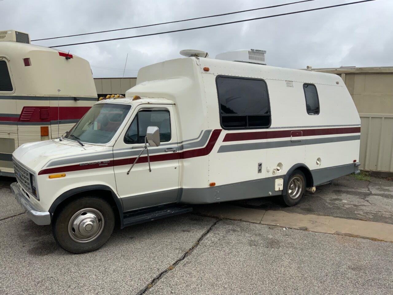1988 Ford Econoline for Sale | ClassicCars.com | CC-1768337