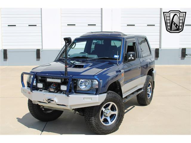 1998 Mitsubishi Pajero (CC-1772425) for sale in O'Fallon, Illinois
