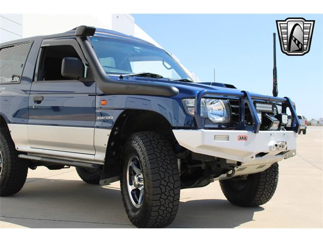 1998 Mitsubishi Pajero (CC-1772425) for sale in O'Fallon, Illinois