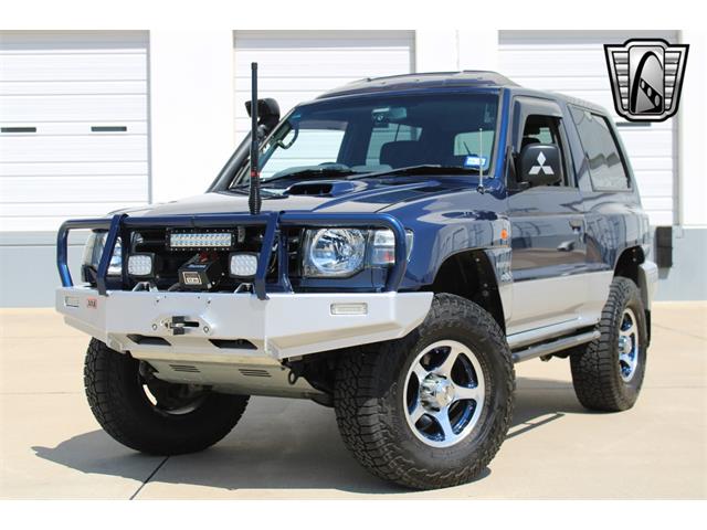 1998 Mitsubishi Pajero (CC-1772425) for sale in O'Fallon, Illinois
