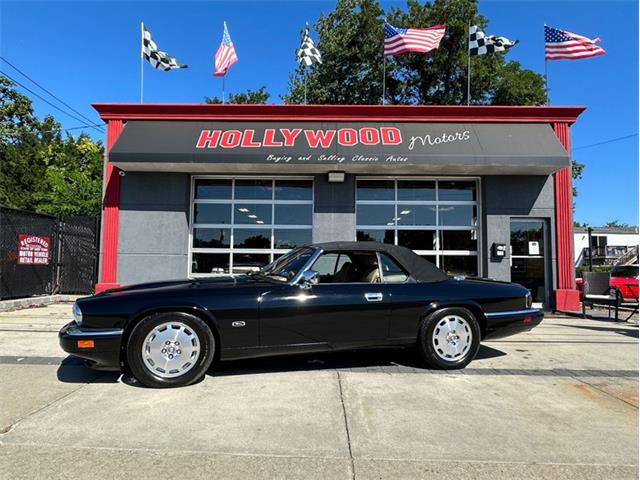 1996 Jaguar XJ (CC-1770317) for sale in West Babylon, New York