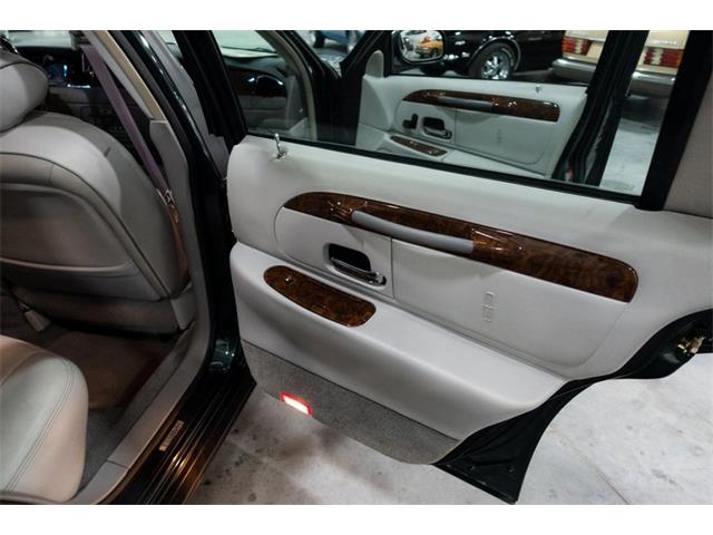 2002 Lincoln Town Car (CC-1774139) for sale in Kentwood, Michigan
